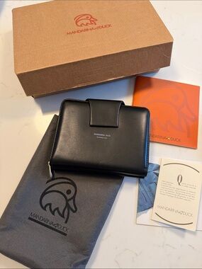 Mandarina Duck Black Leather two sided enclosures with Zip-Around Wallet